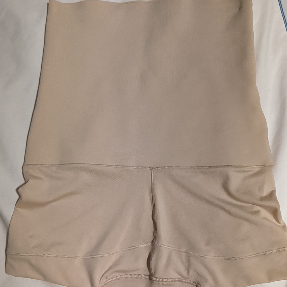 Maidenform shapewear size s